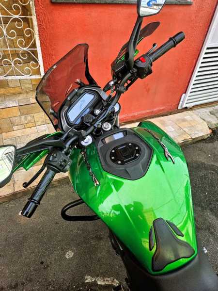 Dominar 400 - Moto 003