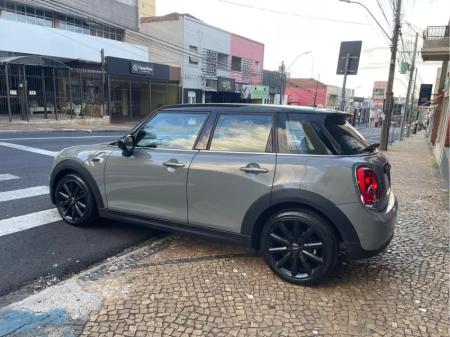 MINI COOPER 1.5 006