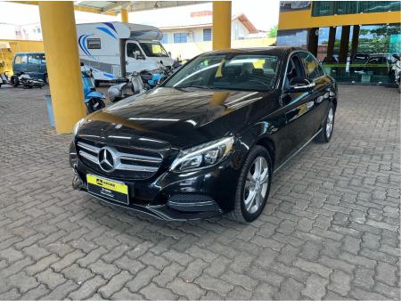 Mercedes benz 001