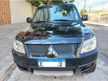 Mitsubishi Pajero 003