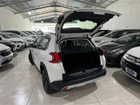 Peugeot 2008 Crossway 1.6 006