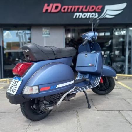 Piaggio - Vespa - 002