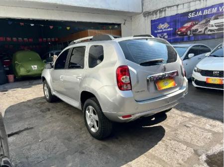 Renault Duster Expression 1.6 004