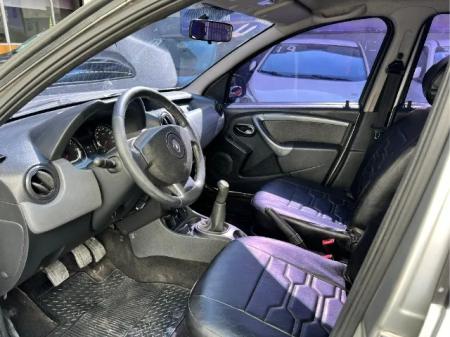 Renault Duster Expression 1.6 010