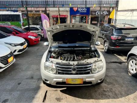 Renault Duster Expression 1.6 014