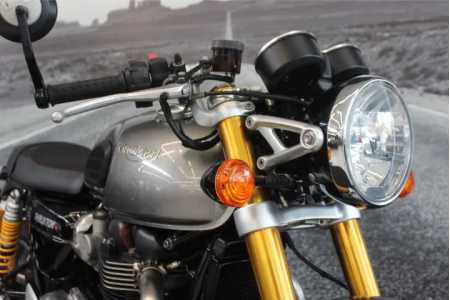 TRIUMPH THRUXTON R 1200 005