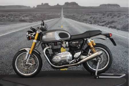 TRIUMPH THRUXTON R 1200 006