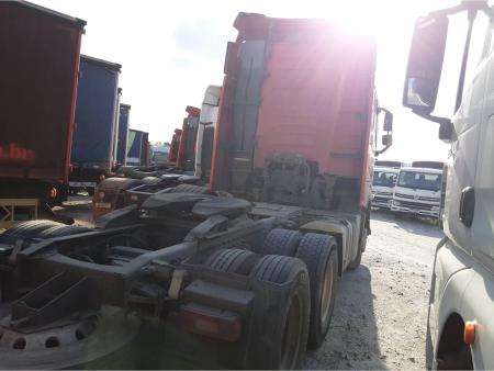 Volvo FH 460 6X2 004