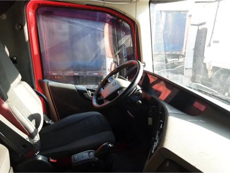 Volvo FH 460 6X2 009