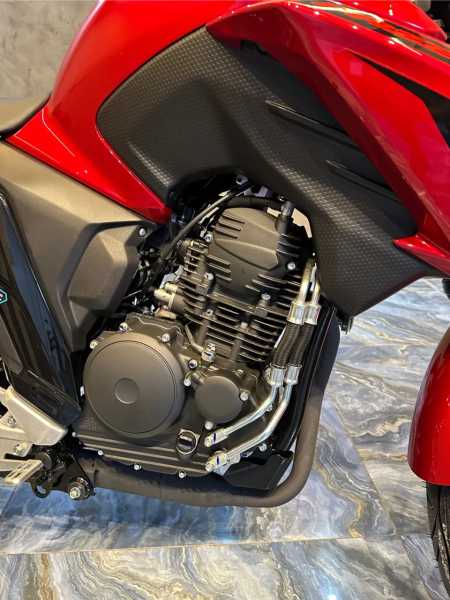 YAMAHA FAZER 250 CONNECT 007