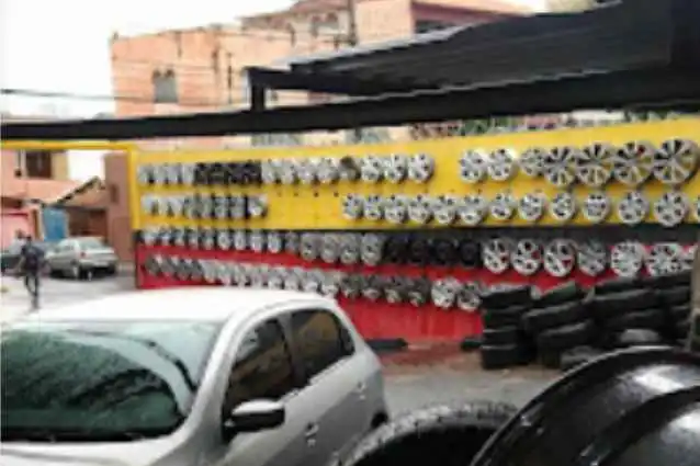 classe a pneus rodas 022